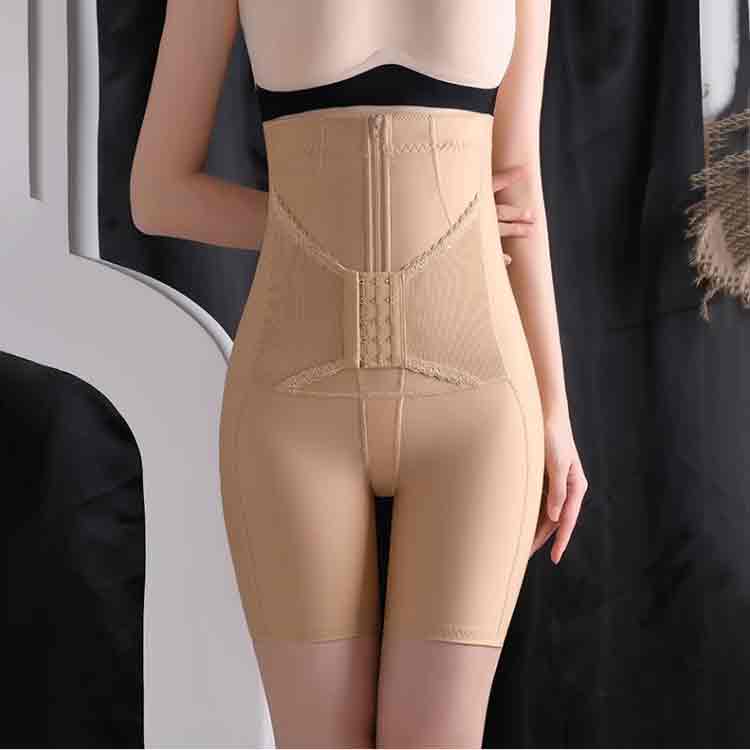 Hoe maak je perfecte rondingen met body vormgevende jumpsuit?